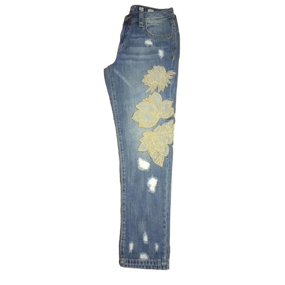 Miss Me Boyfriend Ankle Jeans Mid-rise Womens 26 Floral Embroidered New - Picture 4 of 9